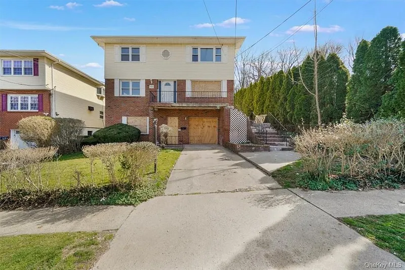 150 Park Hill Avenue Photo 1