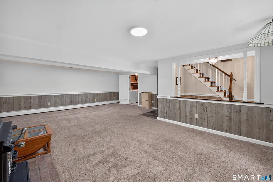 123 Janeway Drive Photo 9