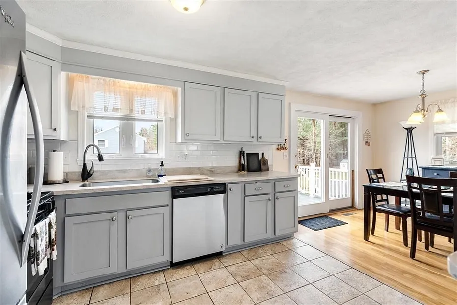 285 Andover Road Photo 13