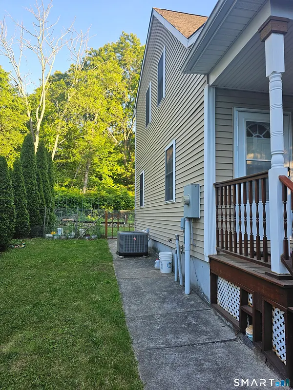 54 Alice Street Photo 6