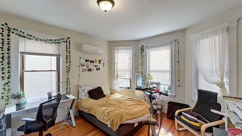 95 Hillside Street #1 Photo 15