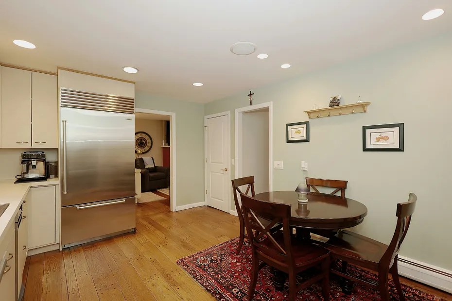 47 Fox Run Road Photo 15
