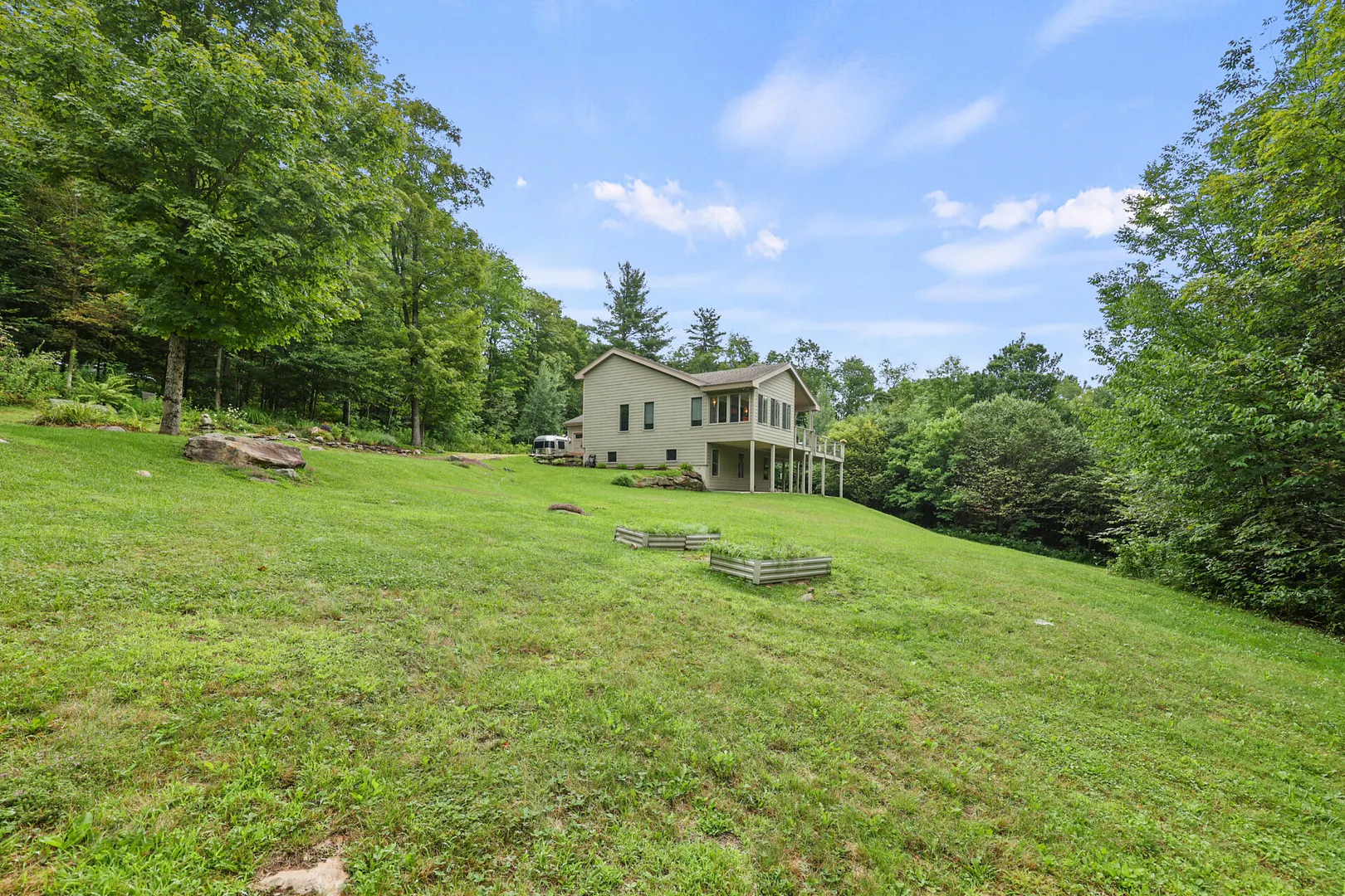 140 Leland Rd Photo 13