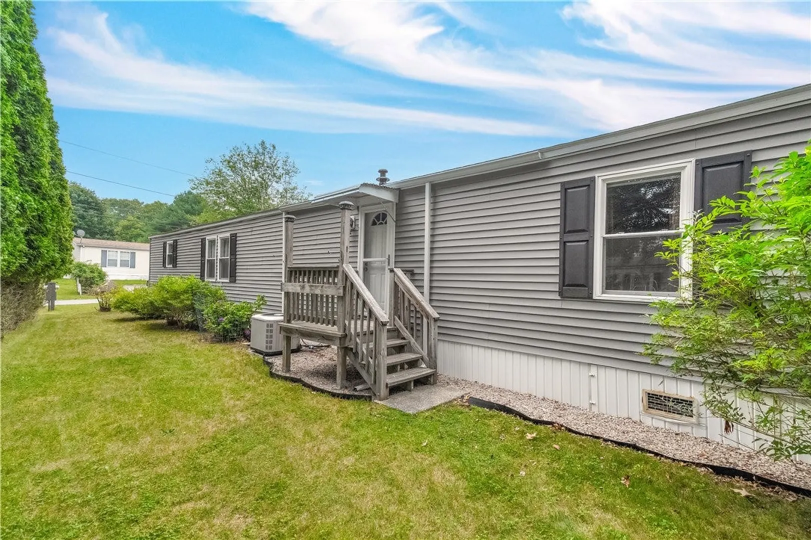 464 Gardiner Road #103 Photo 31