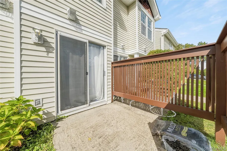 2107 Whispering Hills Photo 14