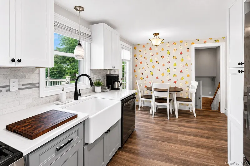 9 Arbor Drive Photo 10