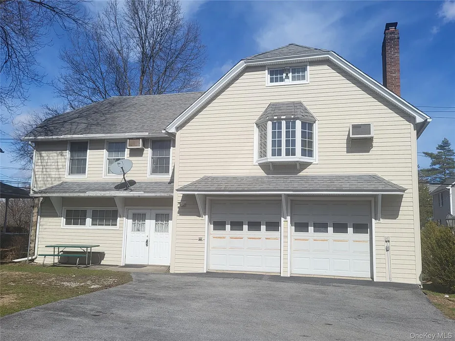 7 Hambletonian Avenue Photo 6