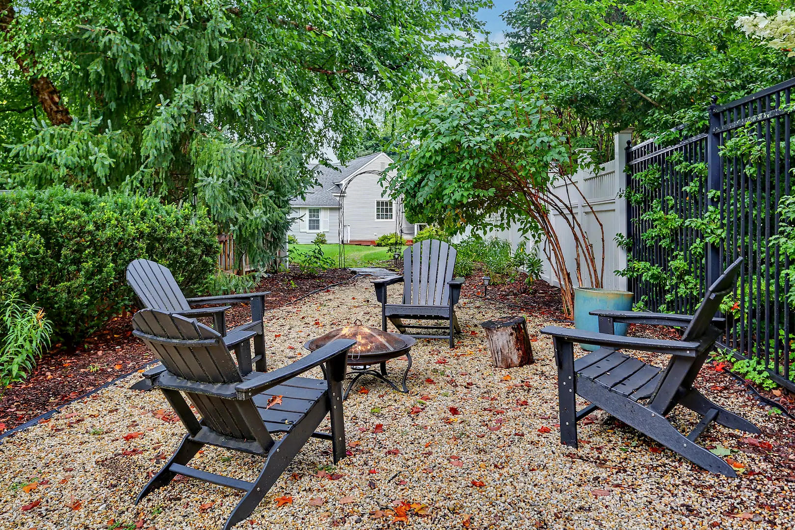 2 Evergreen Avenue Photo 21