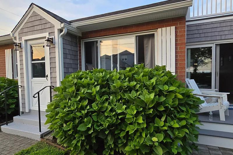 24 West Shore Drive Photo 2