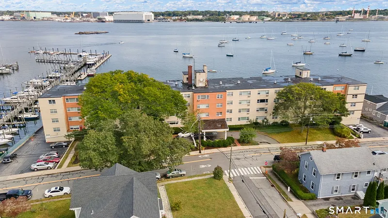 292 Pequot Avenue  #B2 Photo 27