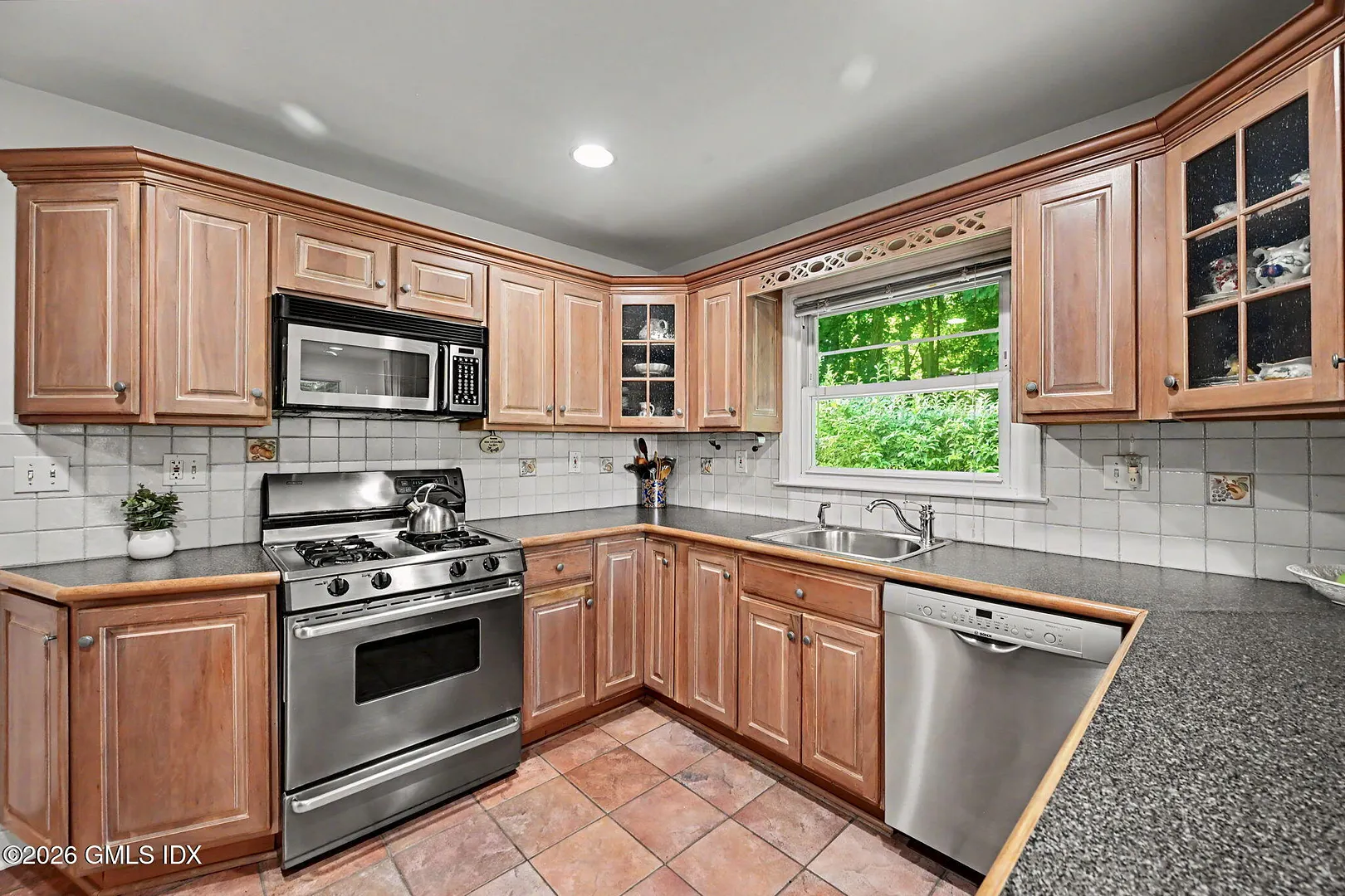 8 Ernel Drive Photo 11