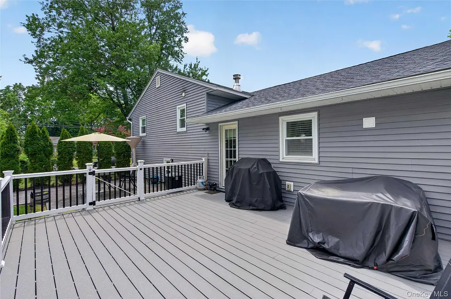 9 Arbor Drive Photo 26