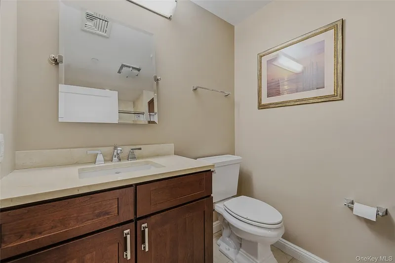225 Stanley Avenue  #107 Photo 20