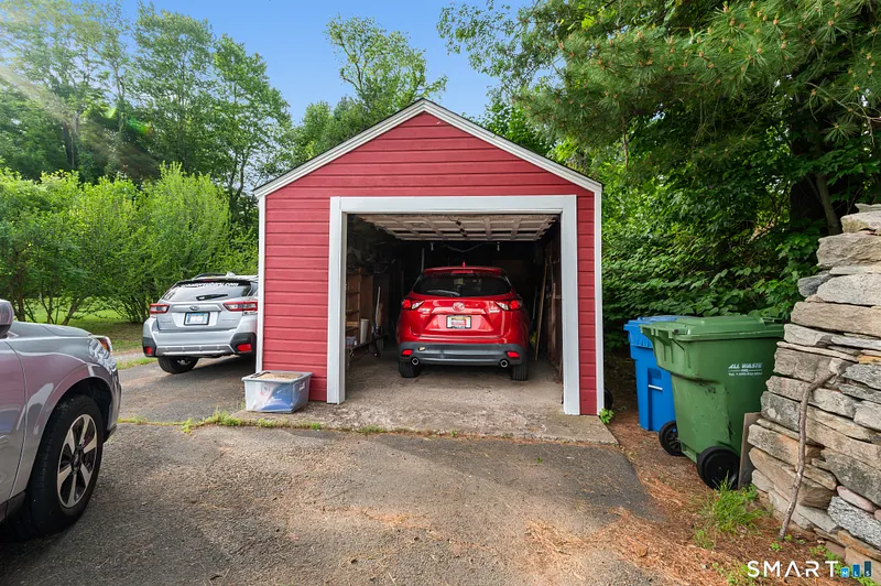 539 Hopewell Road Photo 31