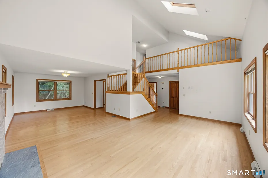 8 Margaret Terrace Photo 2