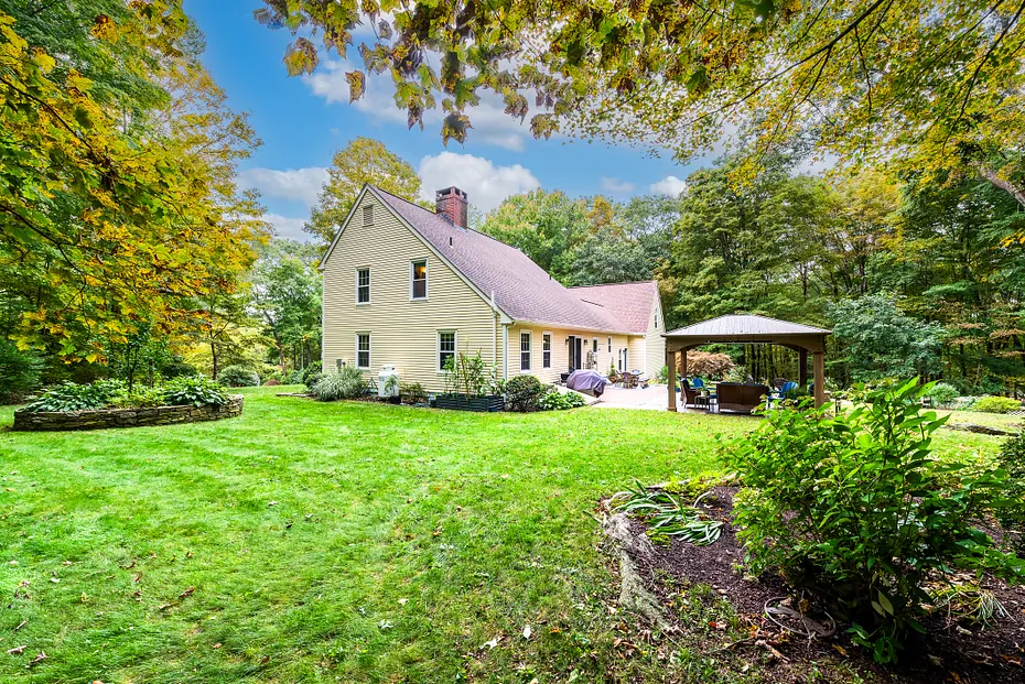 15 Hickory Hill Drive Photo 33