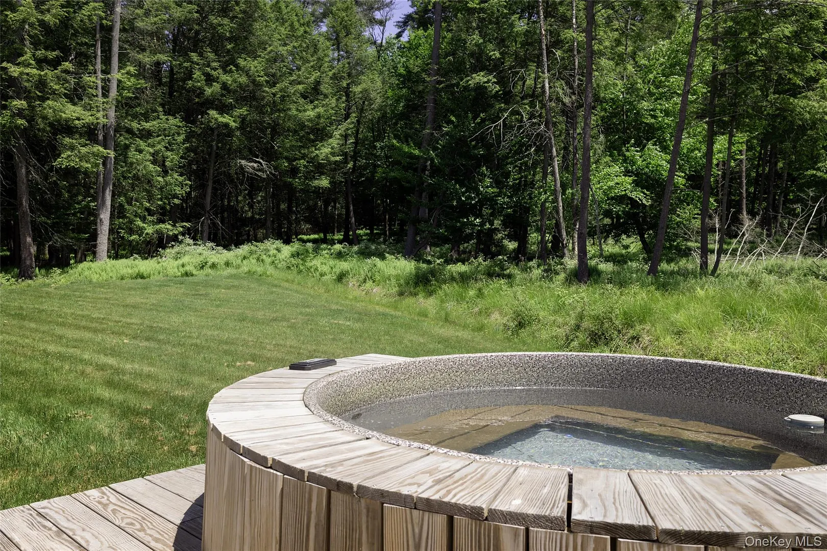 596 Perry Road Photo 7
