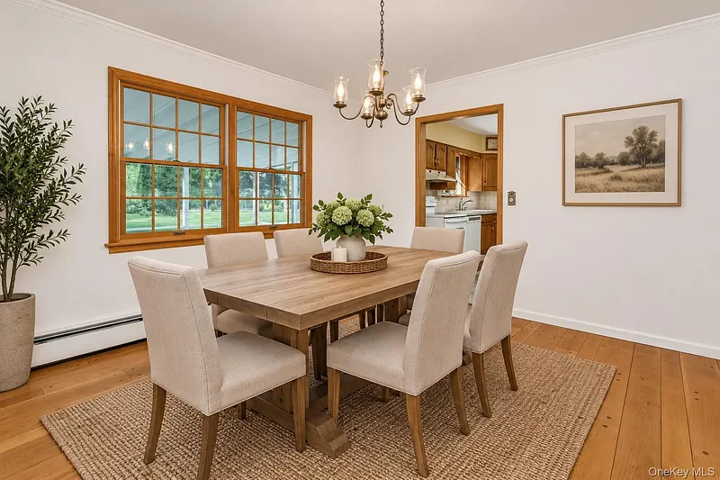 5 Spruce Pond Lane Photo 5