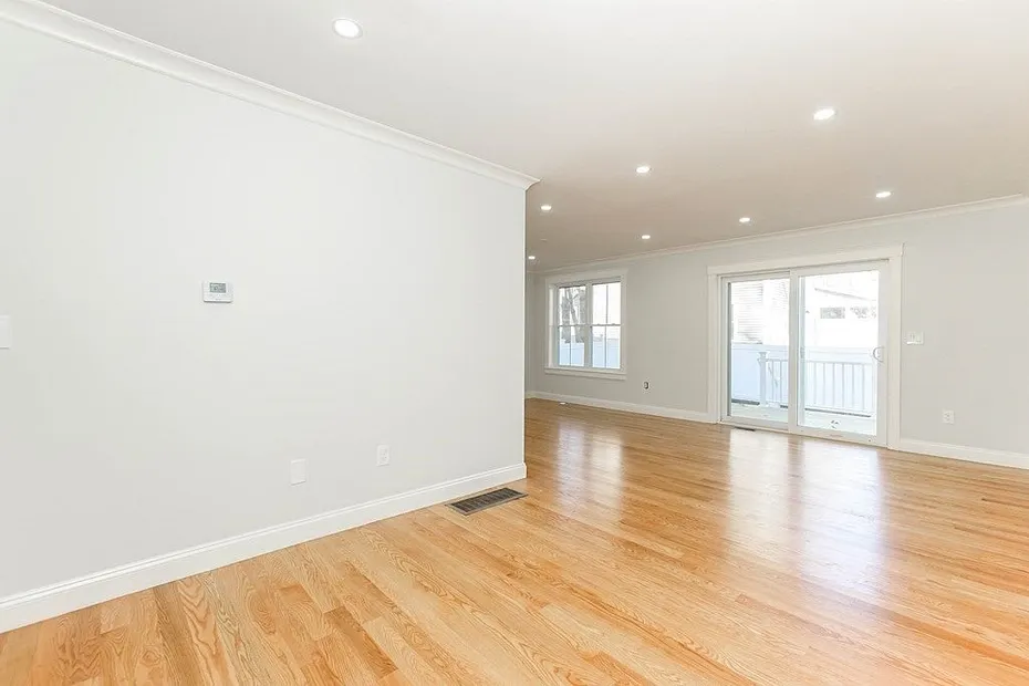 100 Kendall Avenue Photo 21