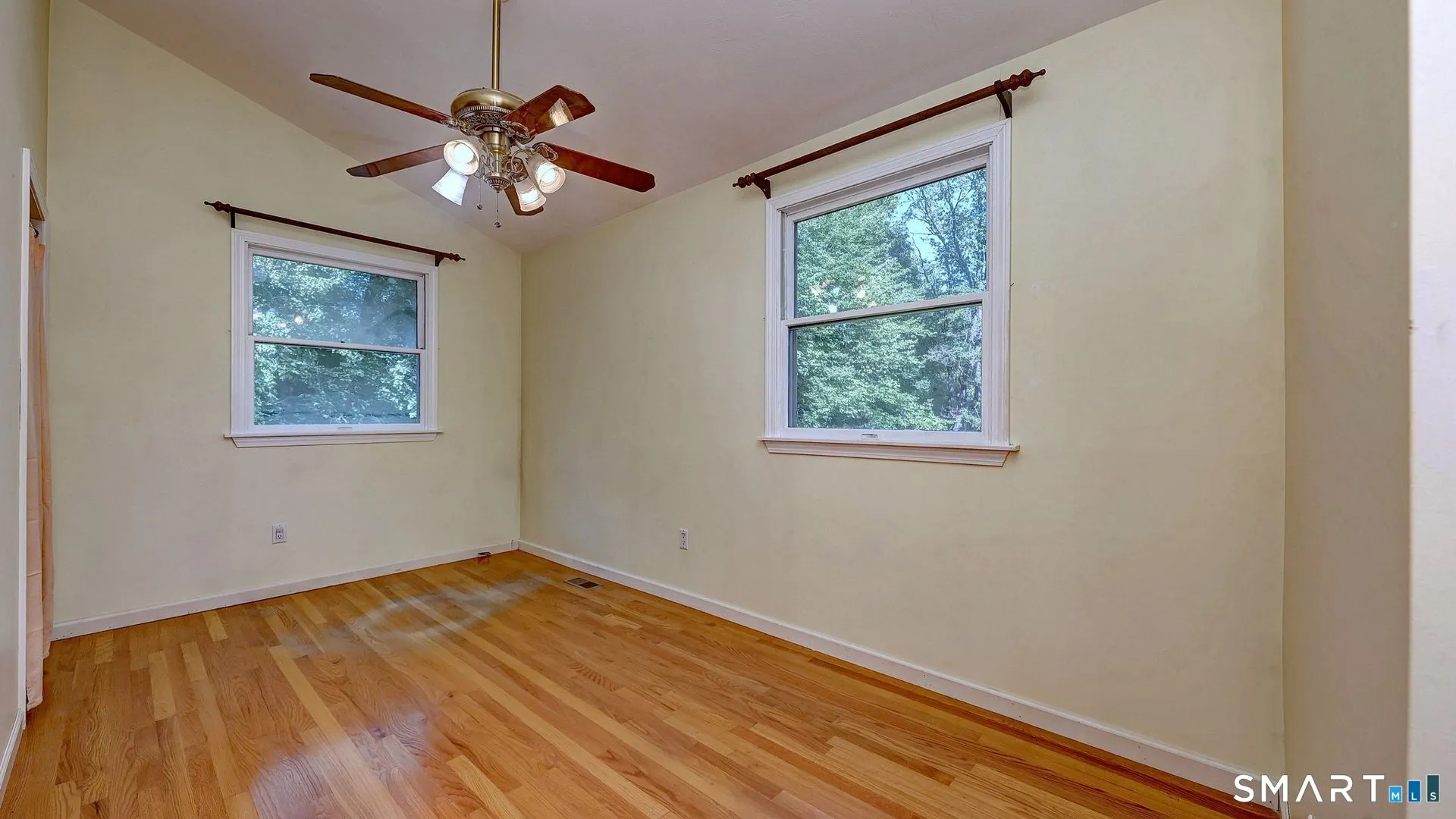 22 Central Avenue Photo 34