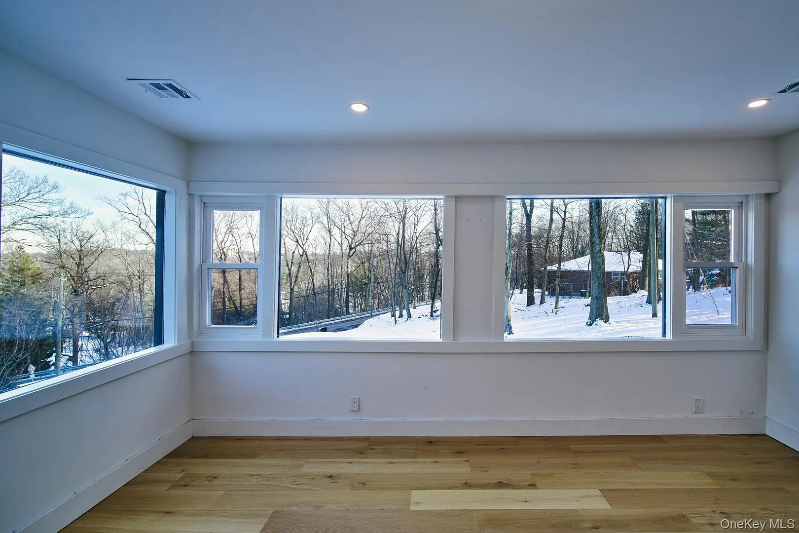 189 Mcnamara Road Photo 17