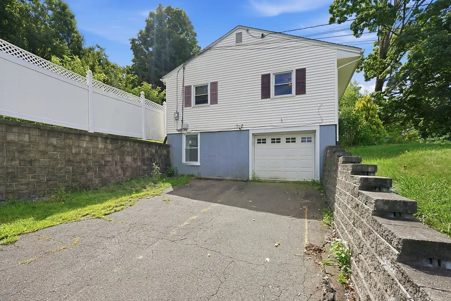 31 Sunset Terrace Photo 35