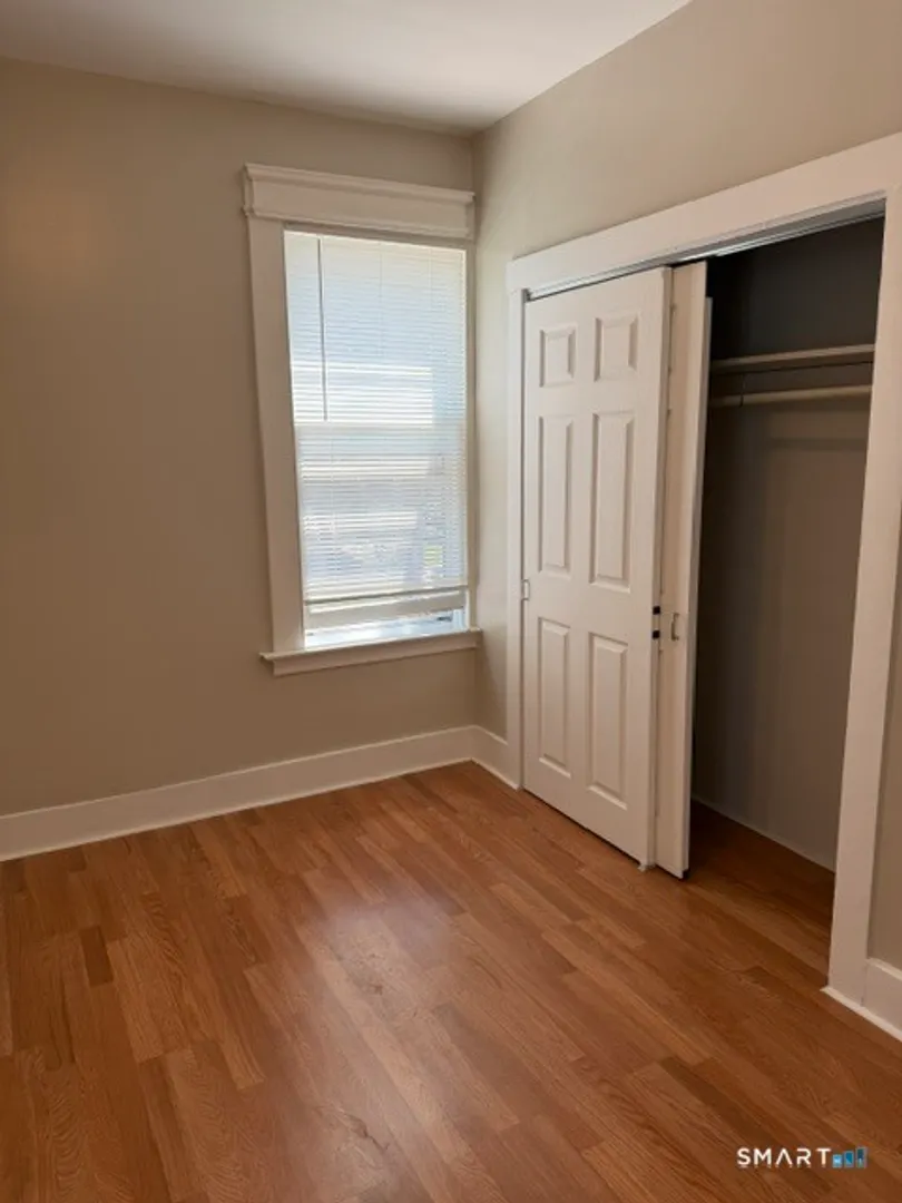 119 Hobart Street  #2nd floor Photo 23