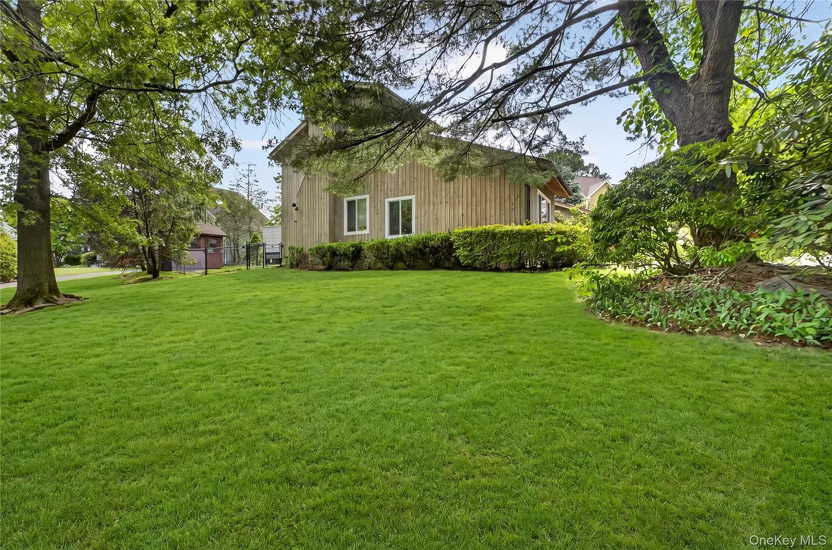 3 Leir Court Photo 46