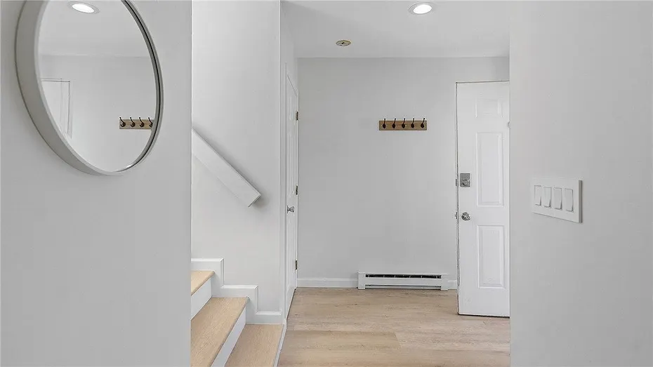 152 Tuckerman Avenue  #7 Photo 17