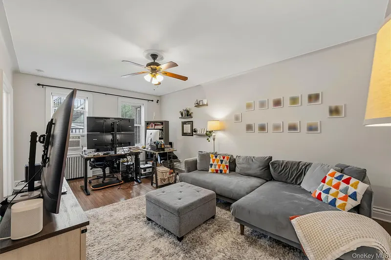 19 William Street  #2D Photo 8