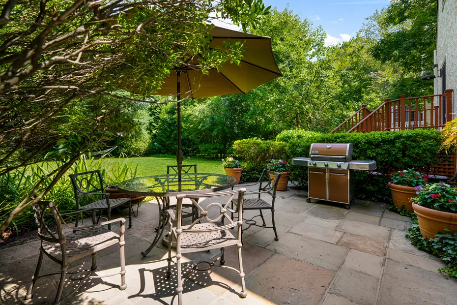 7 Poplar Road Photo 32