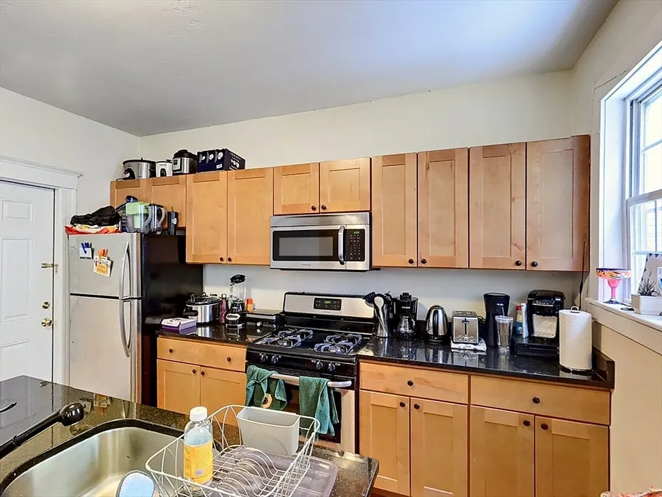 95 Hillside Street  #1 Photo 6