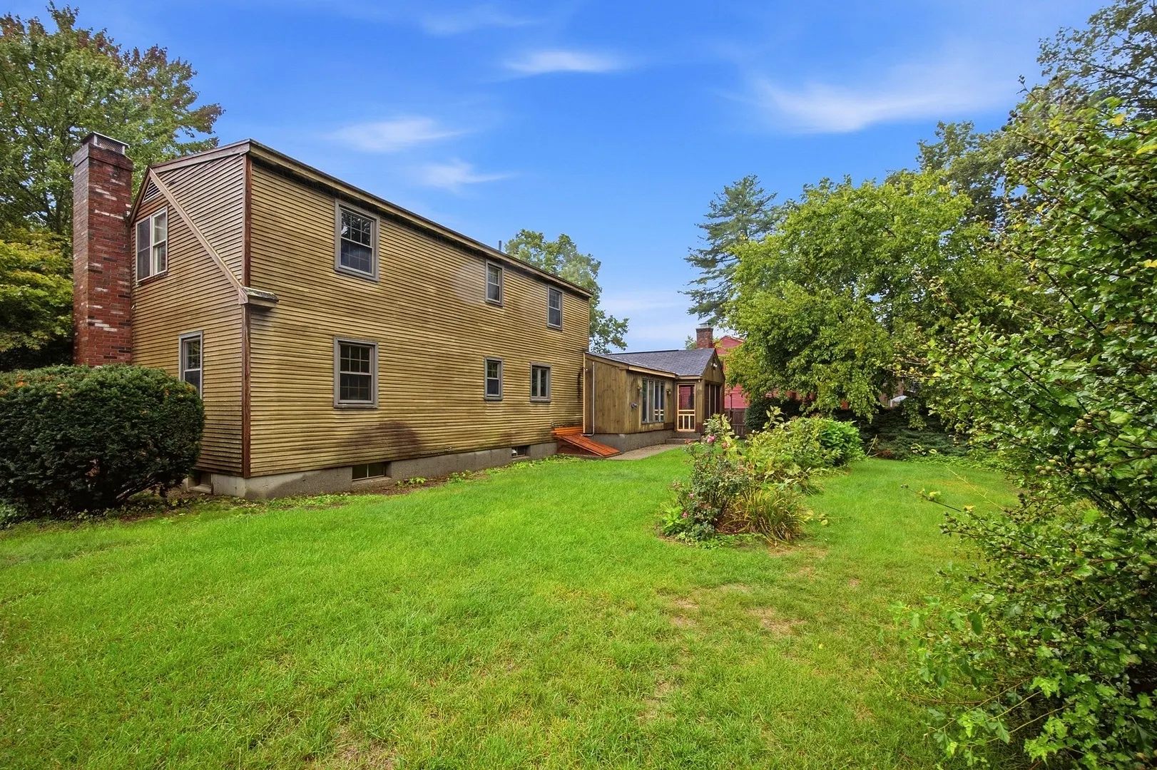 83 Barbara St Photo 15