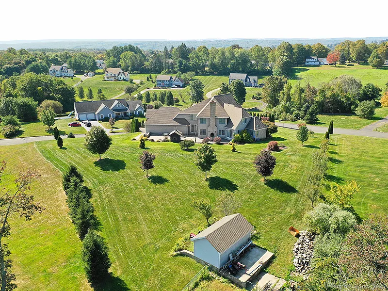 114 Wheeler Farm Road Photo 4