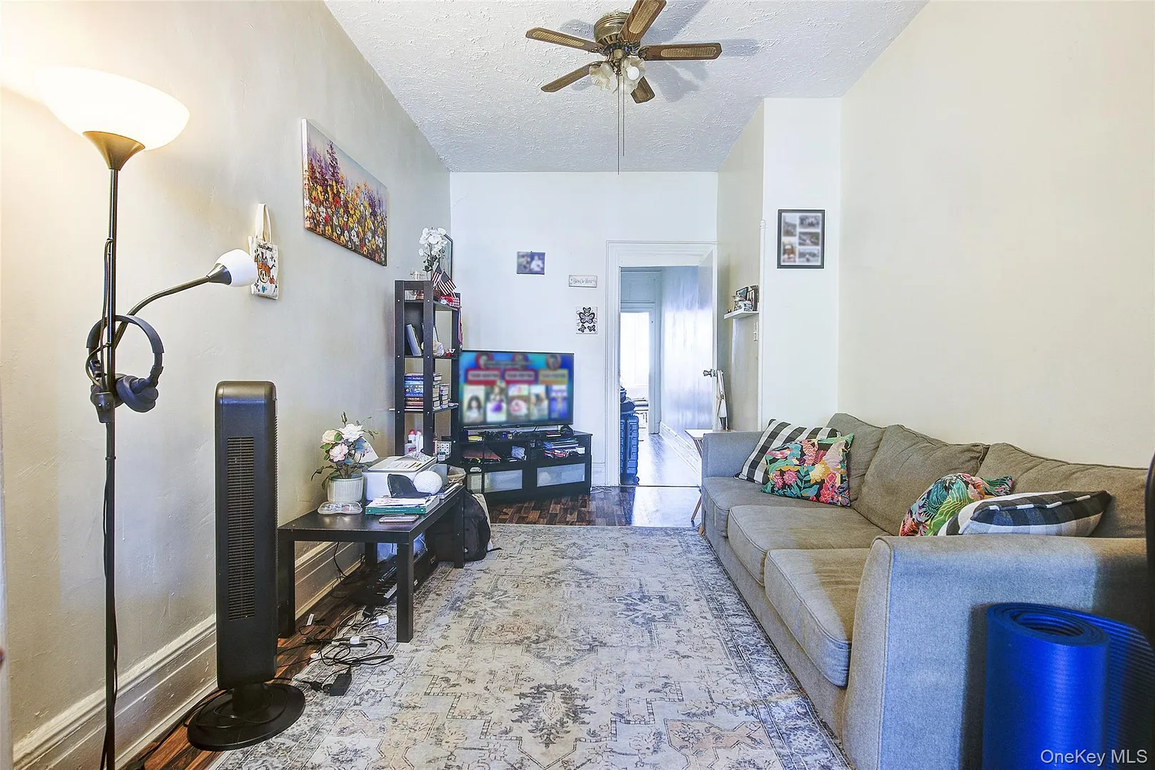 1718 Himrod Street Photo 3