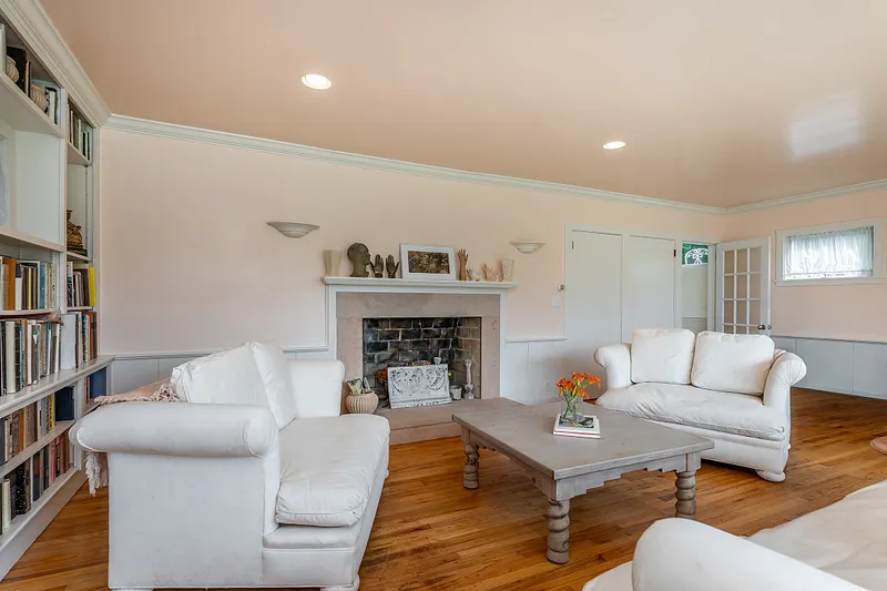 96 Bunker Hill Road Photo 9