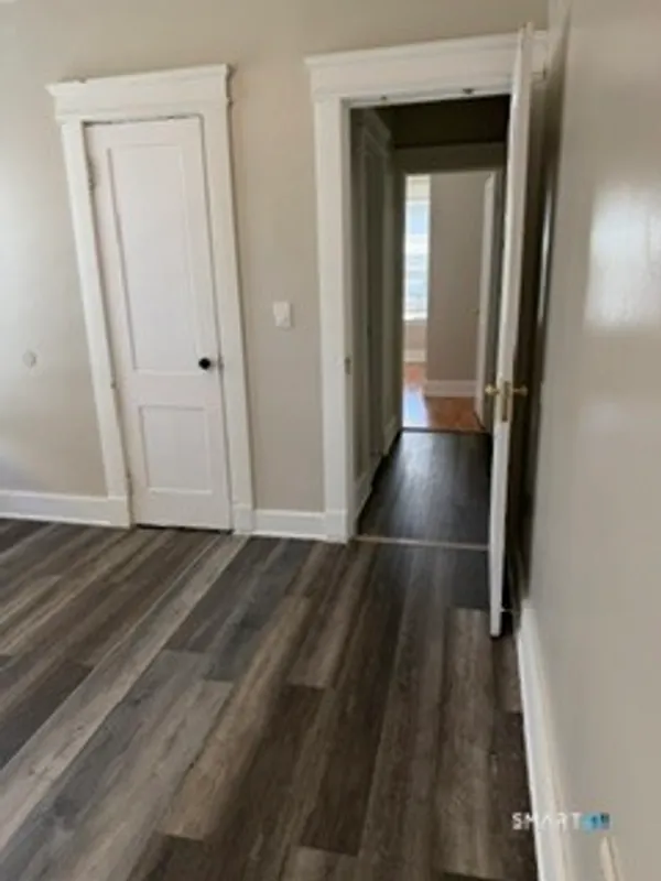 119 Hobart Street  #2nd floor Photo 18