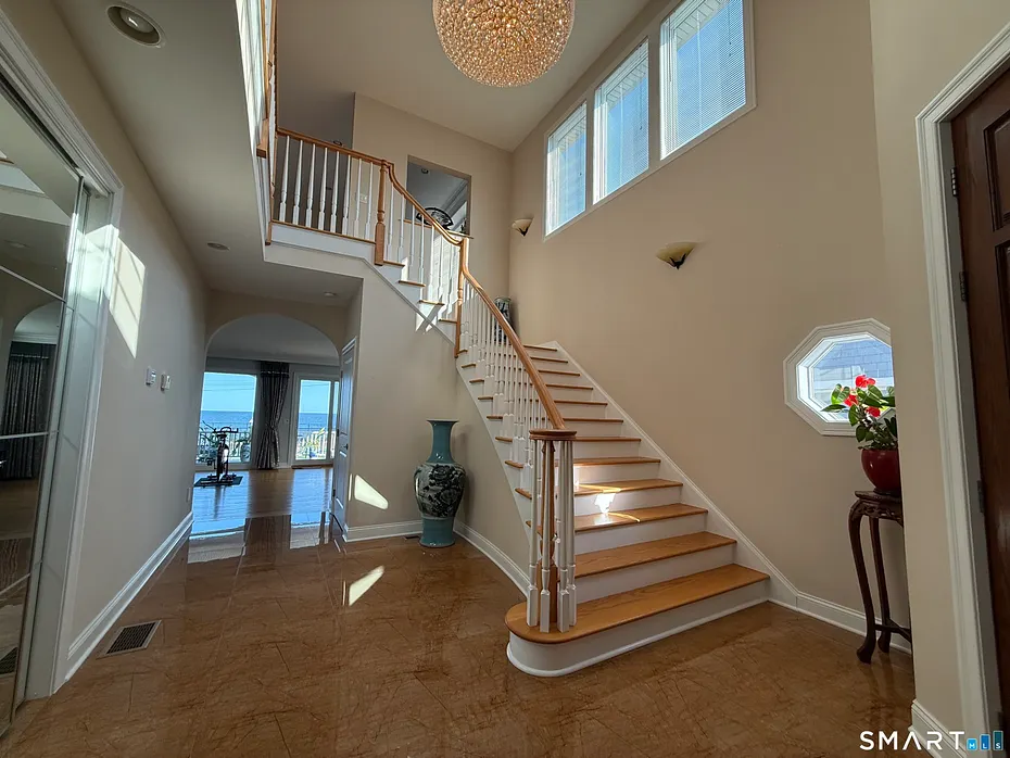 40 Hawley Avenue Photo 5