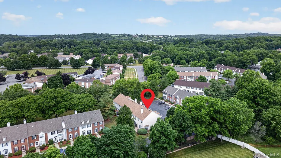 31 Burnett Way Photo 42