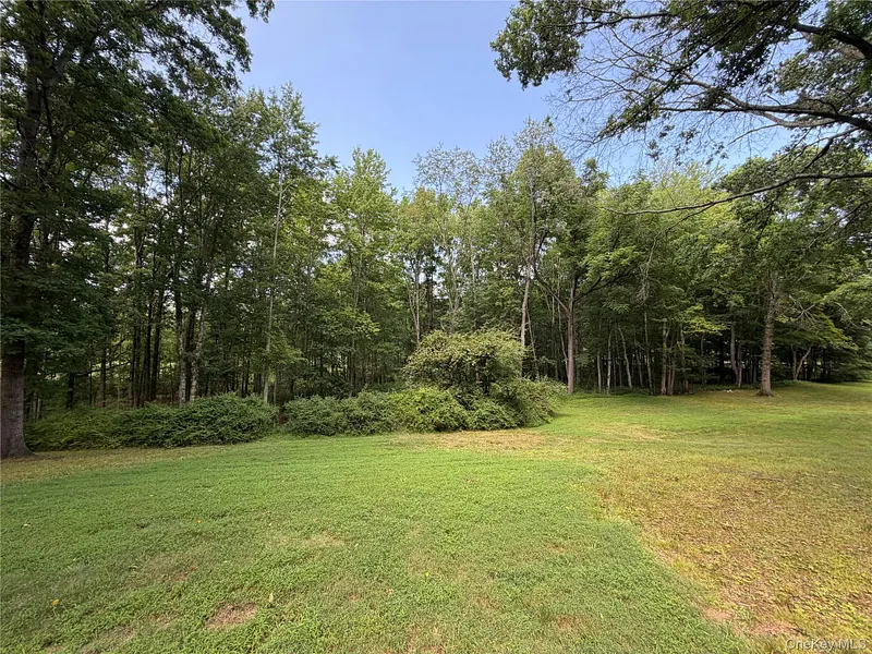 468 Decker Road Photo 24