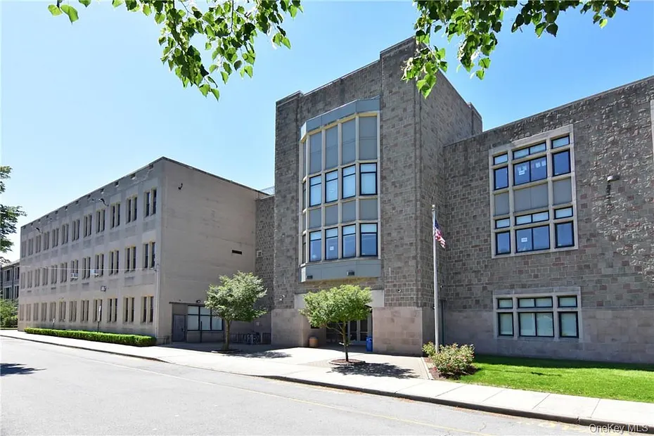 245 Wolfs Lane  #3C Photo 13