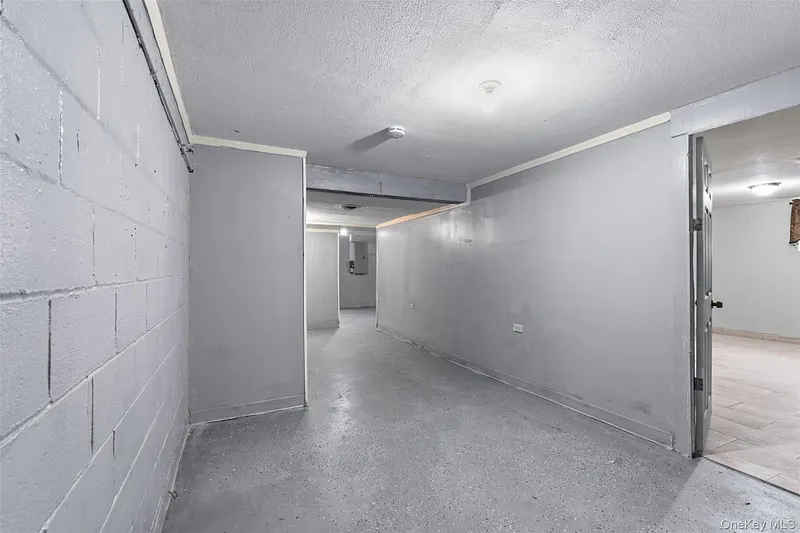 28 Wileman Avenue Photo 22