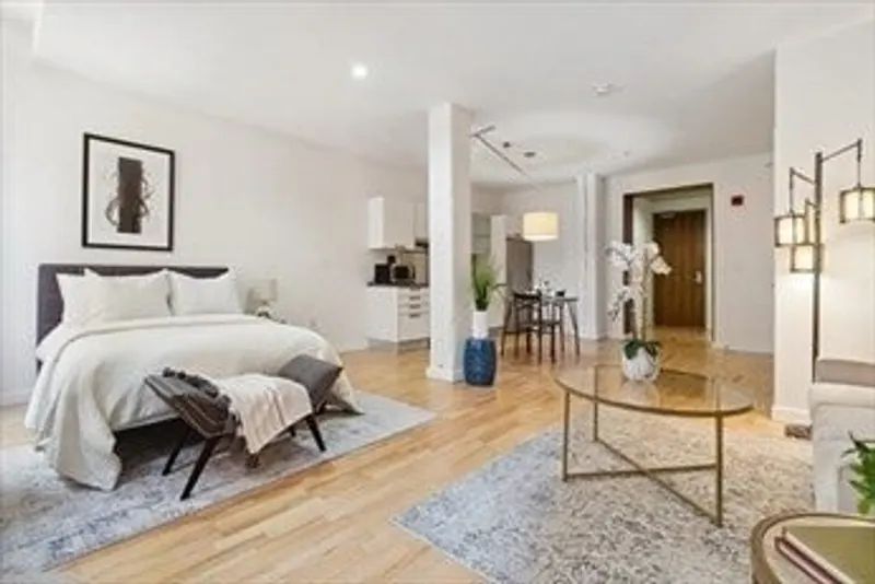 346 Congress Street #410 Photo 4