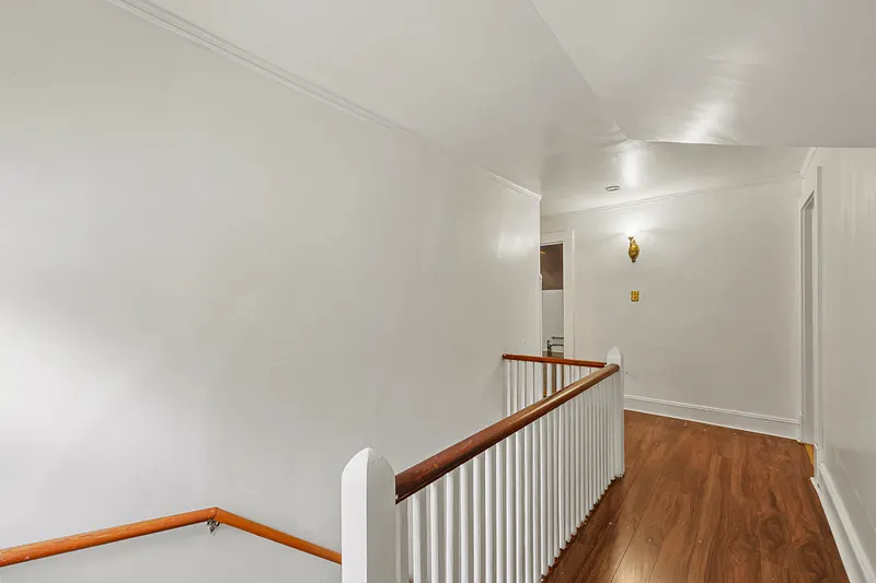203 Bartlett Ave Photo 42