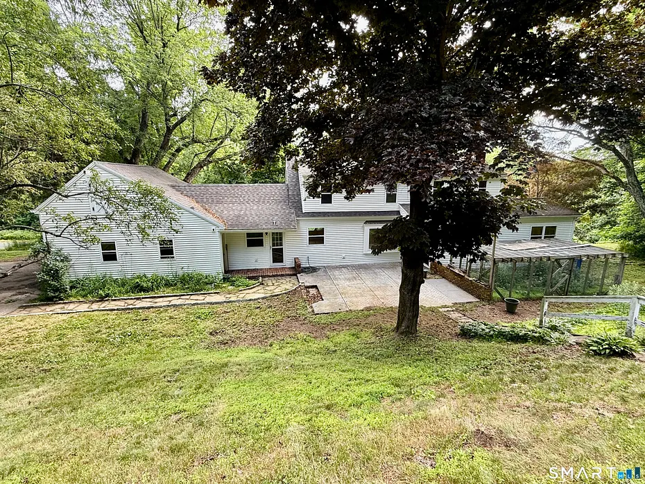 241 Hoop Pole Hill Road Photo 19