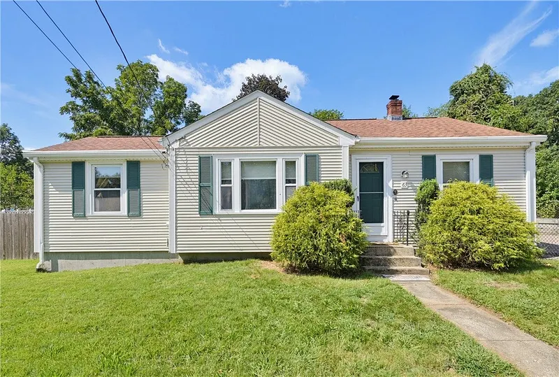 63 Taft Street Photo 2