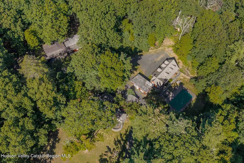 2673 Glasco Turnpike Photo 73