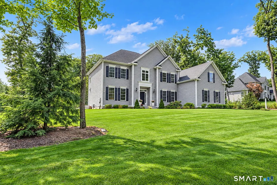 61 Lenox Road Photo 37