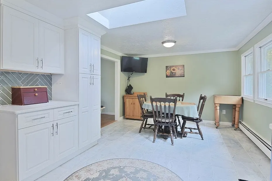 85 Paddock Rd Photo 7