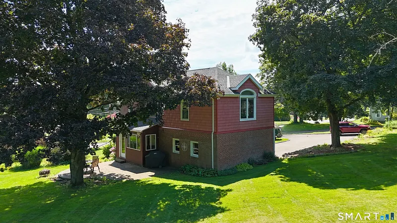 161 Upper State Street Photo 38